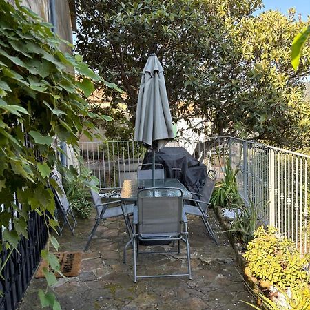Villa Casa Relax, un uliveto sul mare. Diano San Pietro Esterno foto