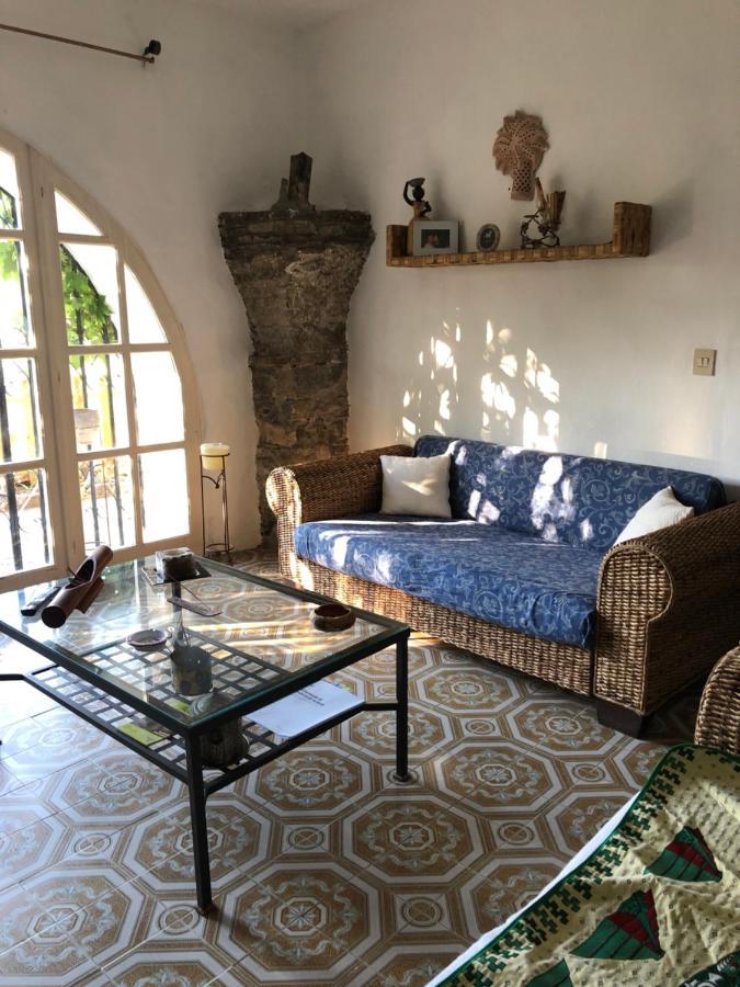 Villa Casa Relax, un uliveto sul mare. Diano San Pietro Esterno foto