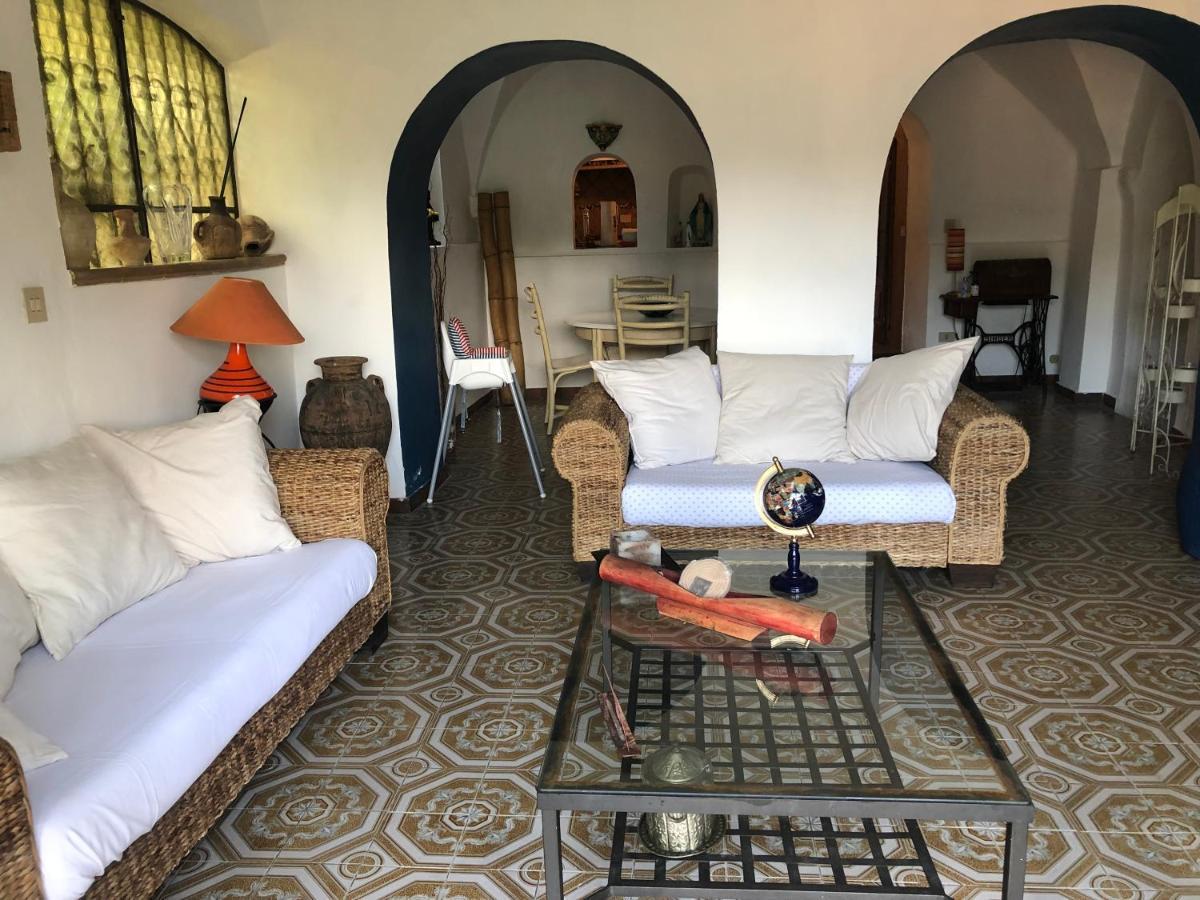 Villa Casa Relax, un uliveto sul mare. Diano San Pietro Esterno foto