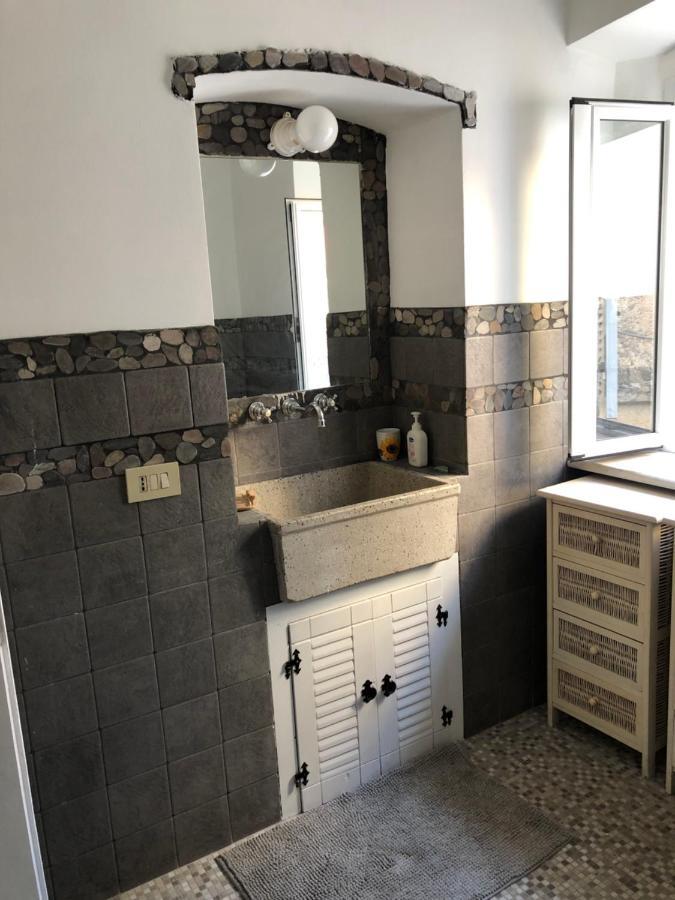 Villa Casa Relax, un uliveto sul mare. Diano San Pietro Esterno foto